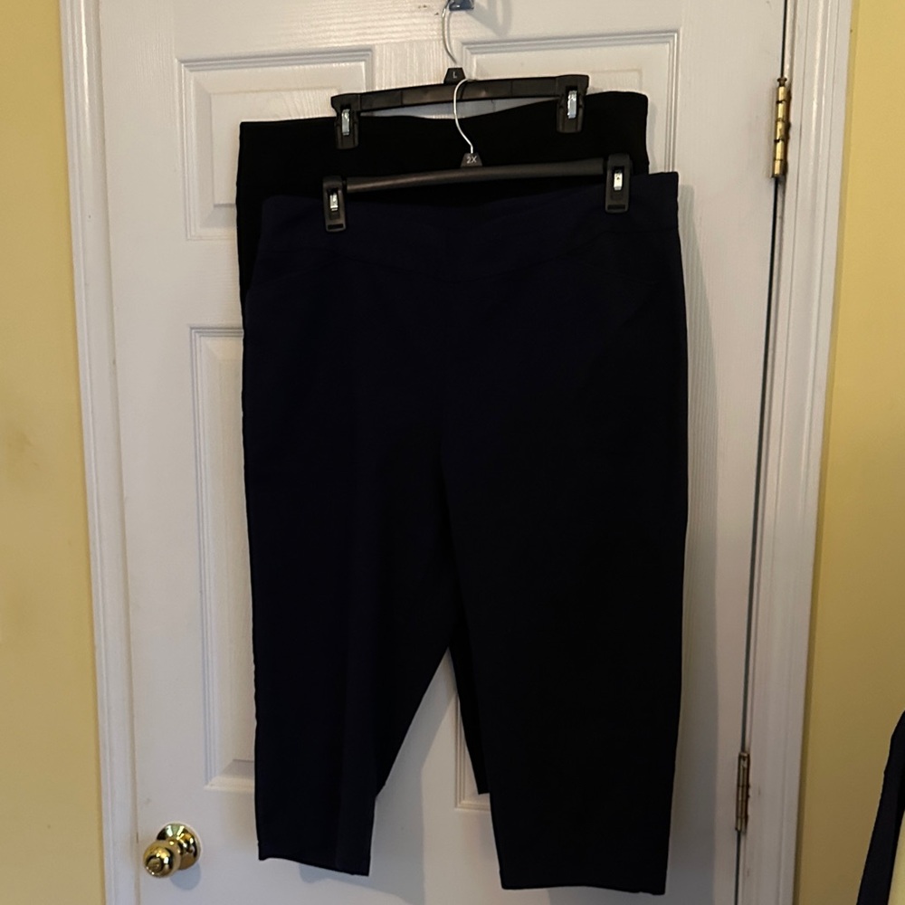 Black  and Navy Capri Pants Set, 2pair